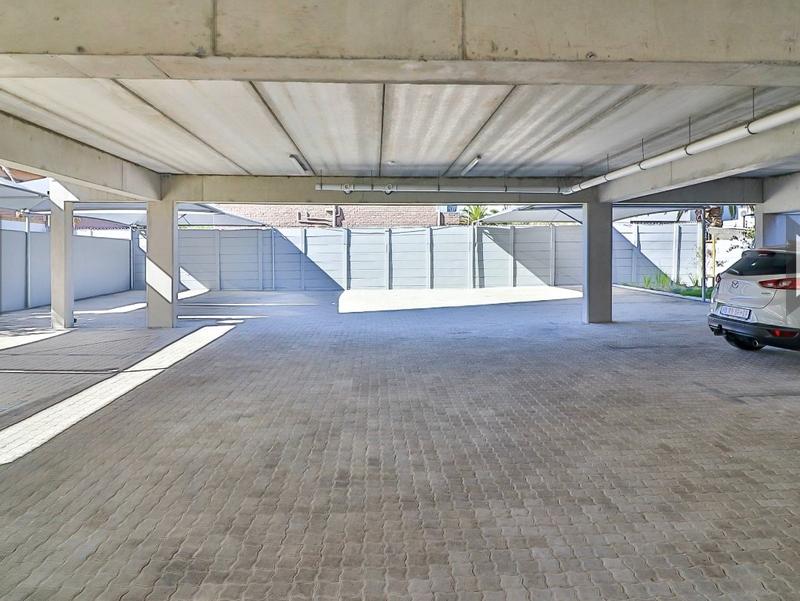 To Let 2 Bedroom Property for Rent in Waves Edge Western Cape